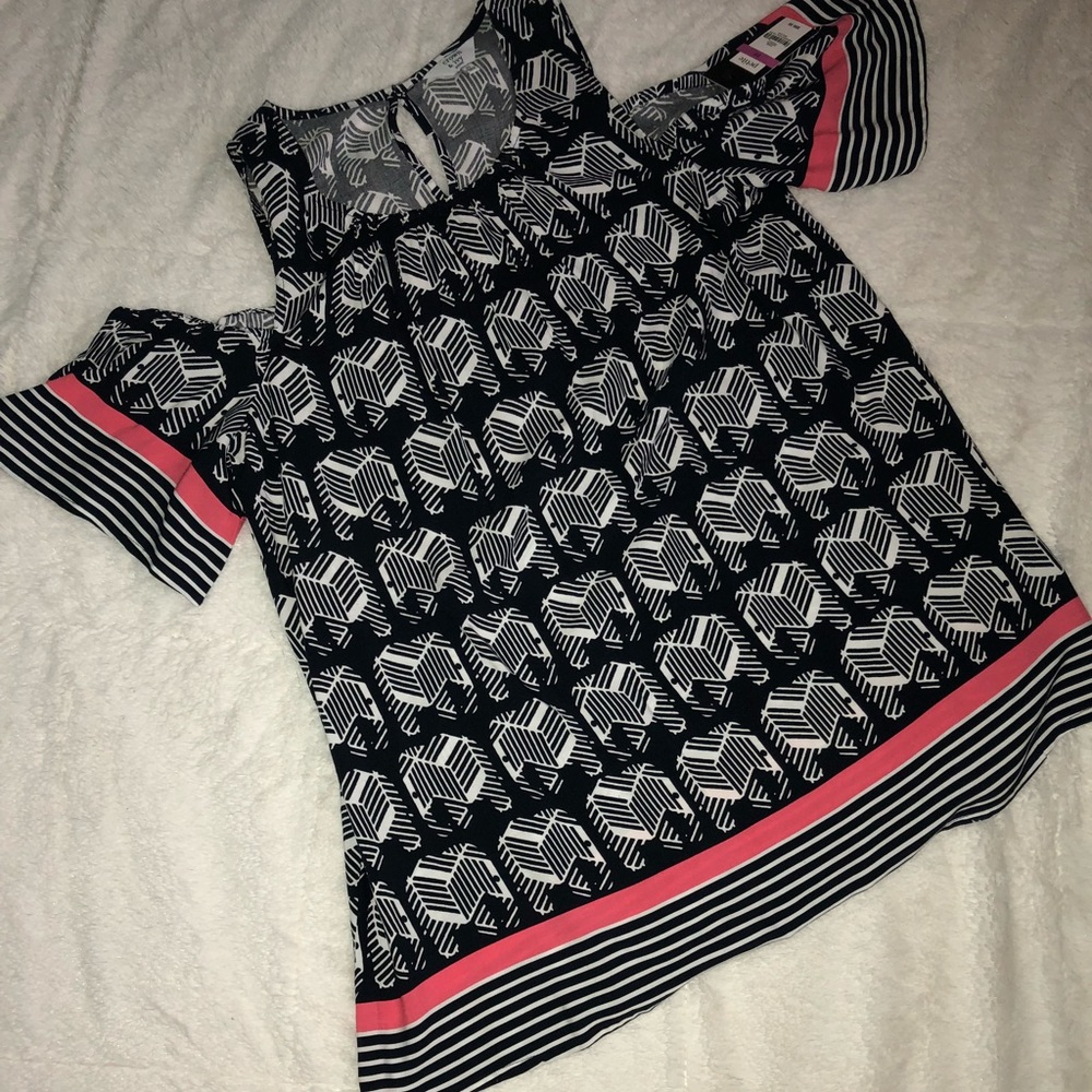 NEW Crown and Ivy Elephant Shirt